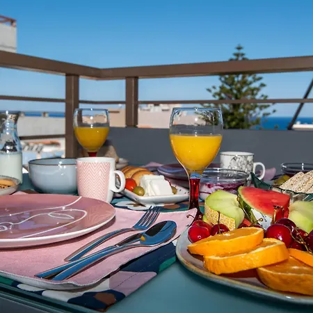 Lovebirds Luxury レティムノ