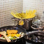 Lovebirds Luxury Апартаменти