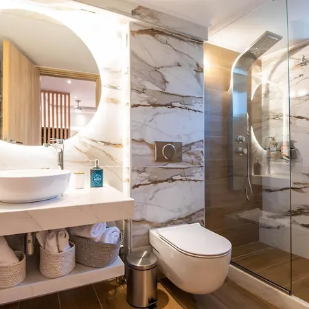 Lovebirds Luxury Ретимно (Крит)