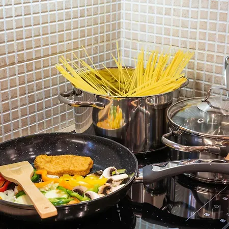 Lovebirds Luxury Апартаменти